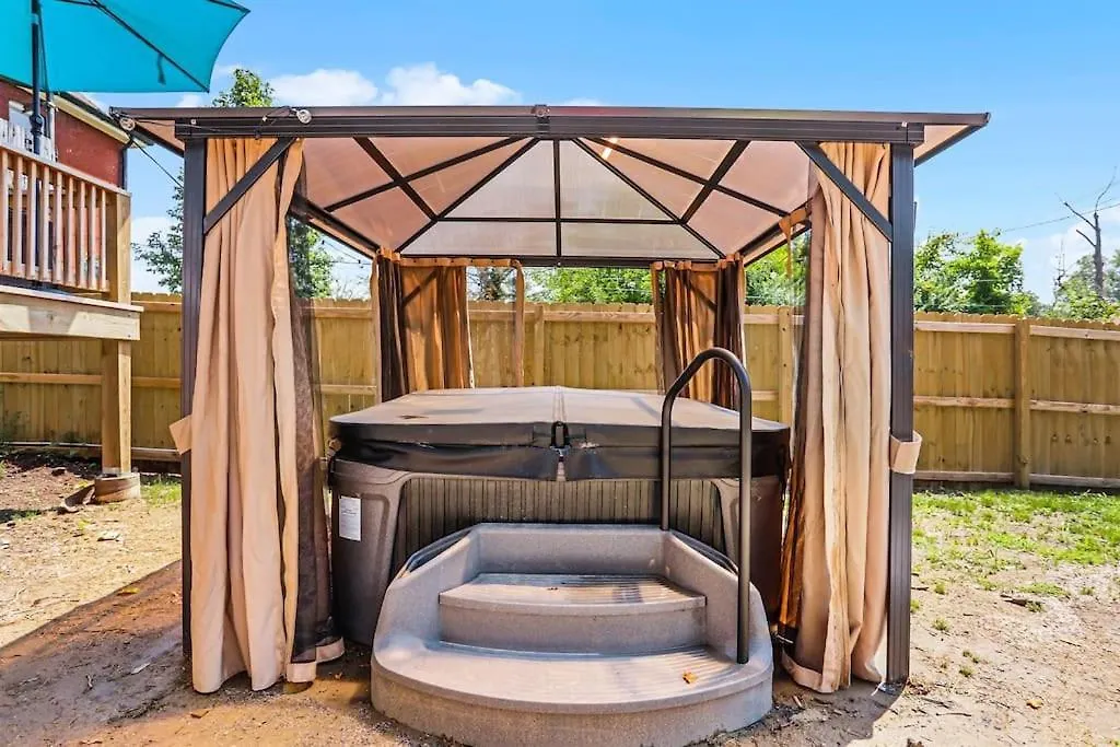 Cates New Large Family Vacation Home Hot Tub Games Pets Saint-Louis 0*,  États-Unis